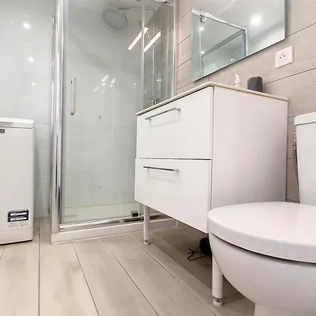 Apartment Henri Camille Real Estate -Fleuries7-Charming Studio W Big Terrace