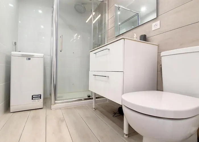 شقة Henri Camille Real Estate -Fleuries7-Charming Studio W Big Terrace