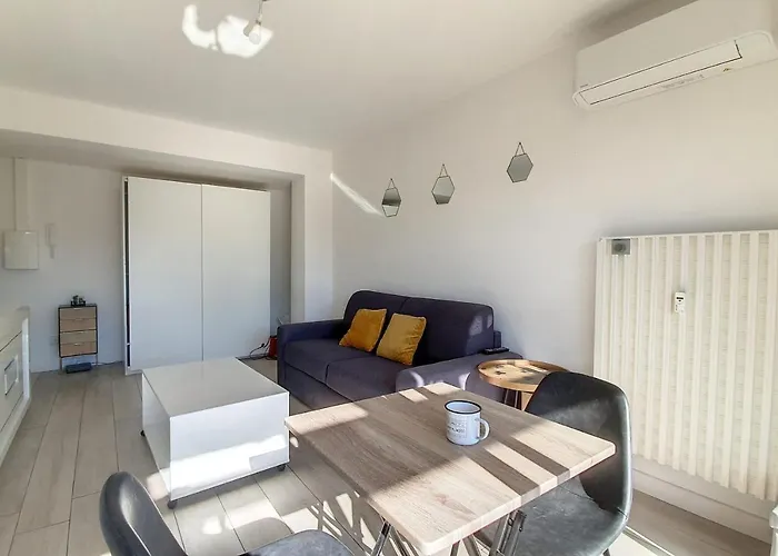 شقة Henri Camille Real Estate -Fleuries7-Charming Studio W Big Terrace كان