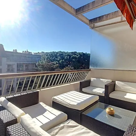 Henri Camille Real Estate -Fleuries7-Charming Studio W Big Terrace Apartmán *